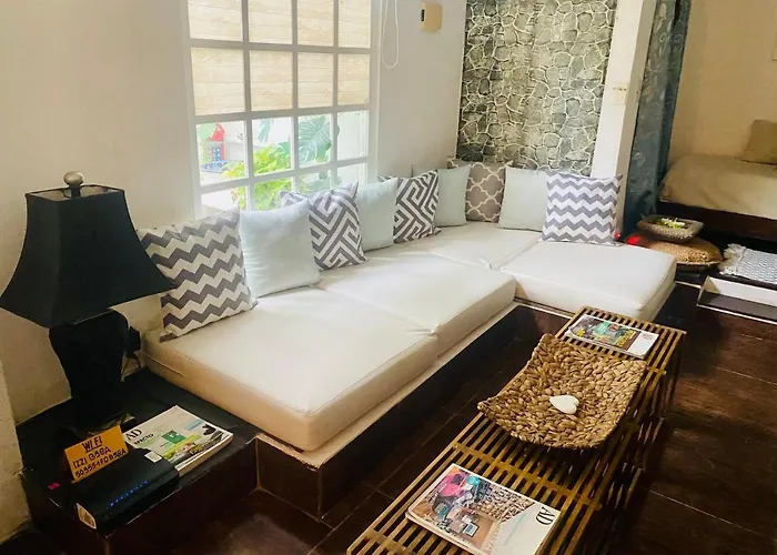 Cozy Espacious Welcoming Pet Friendly *